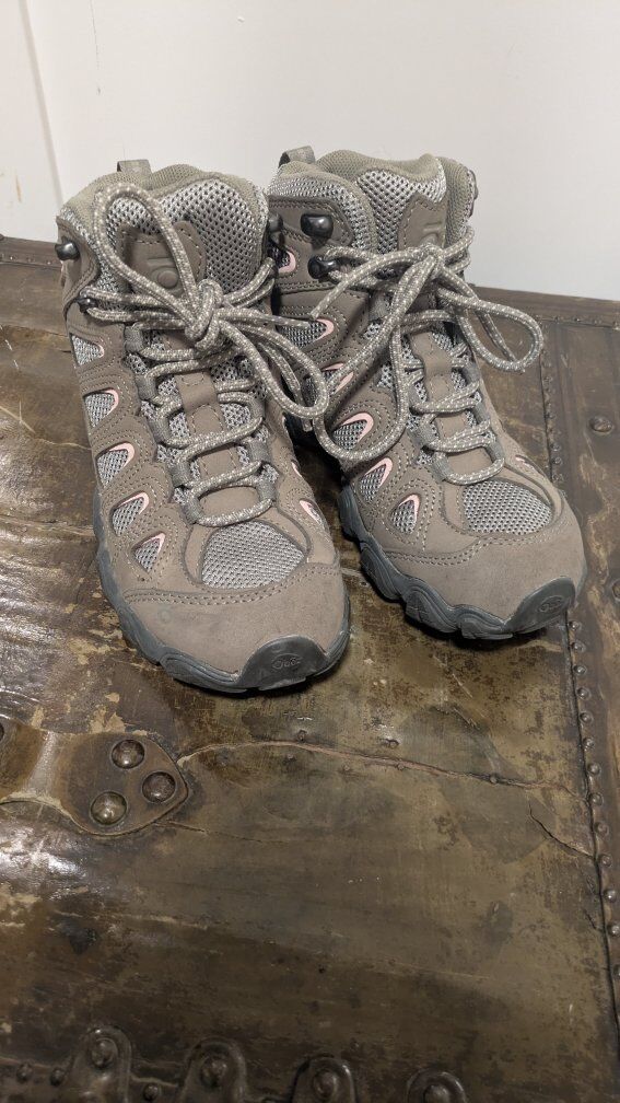 Oboz female hiking boots