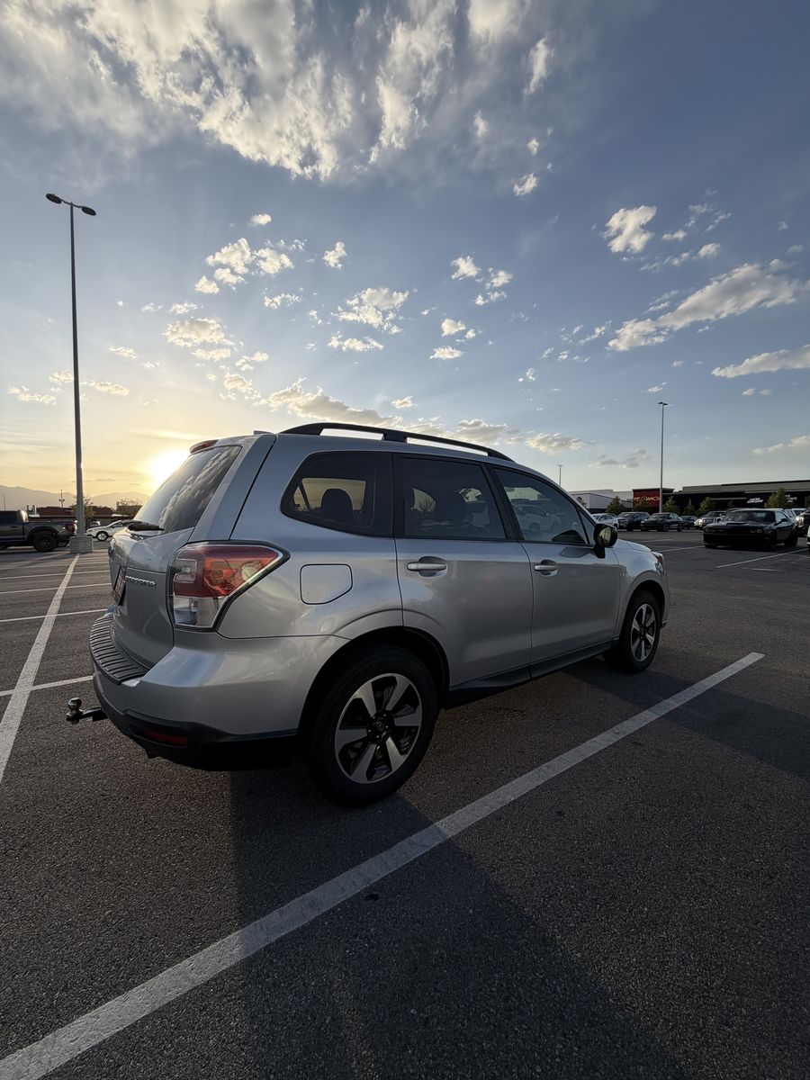 2018 Subaru Forester 2.5i