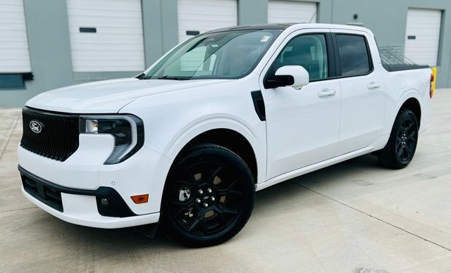 2025 Ford Maverick Lobo