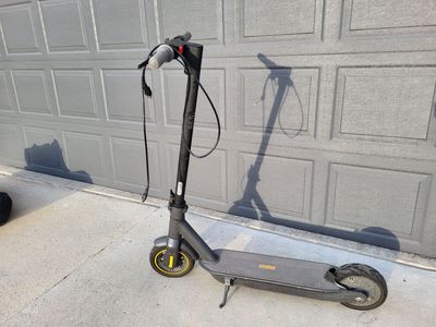Segway Ninebot MAX Electric Kick Scooter (G30P)