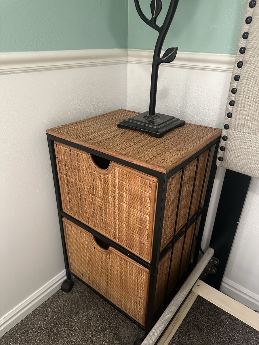 Rattan Storage Cabinet / Nightstand 2 Drawers