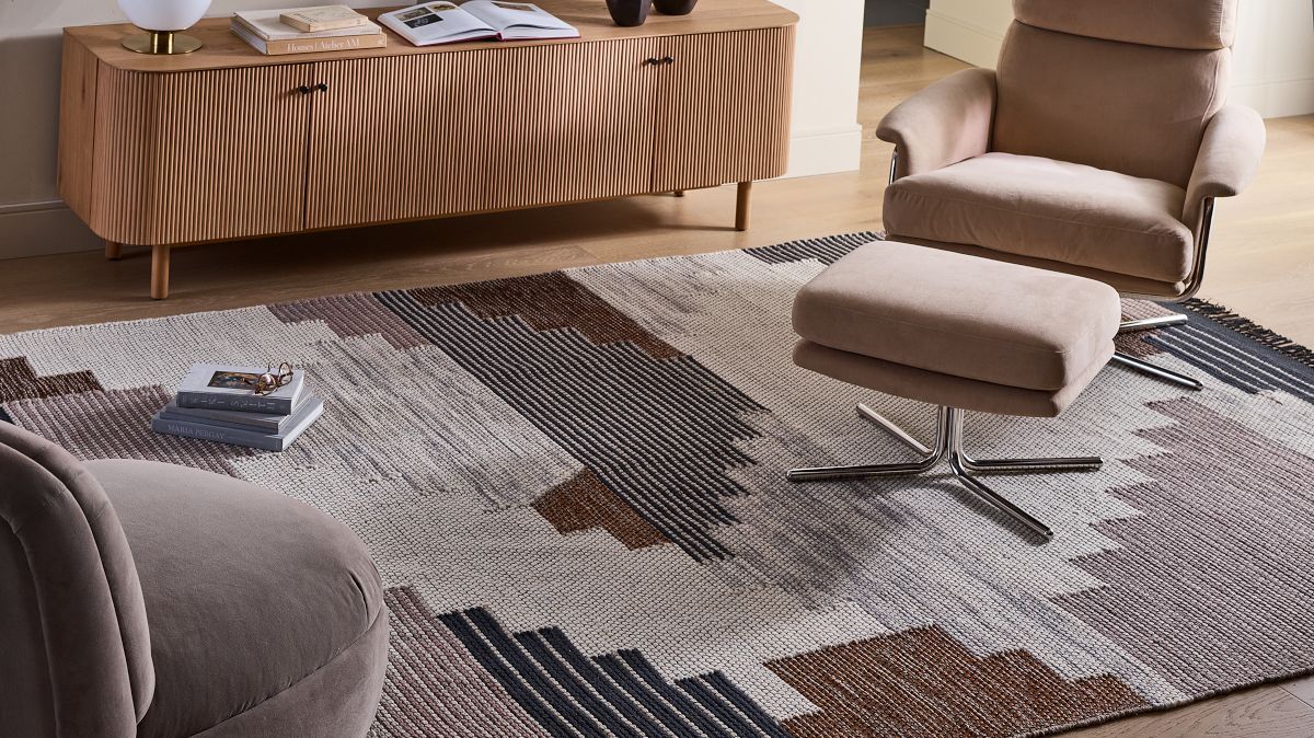 West Elm Colca Flatweave Wool Rug (8'x10') with Rug pad