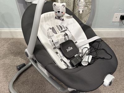 Jolie Baby Swing