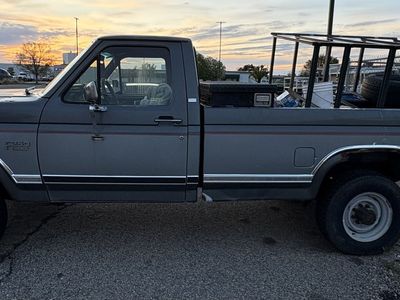 1986 Ford F-250 XLT