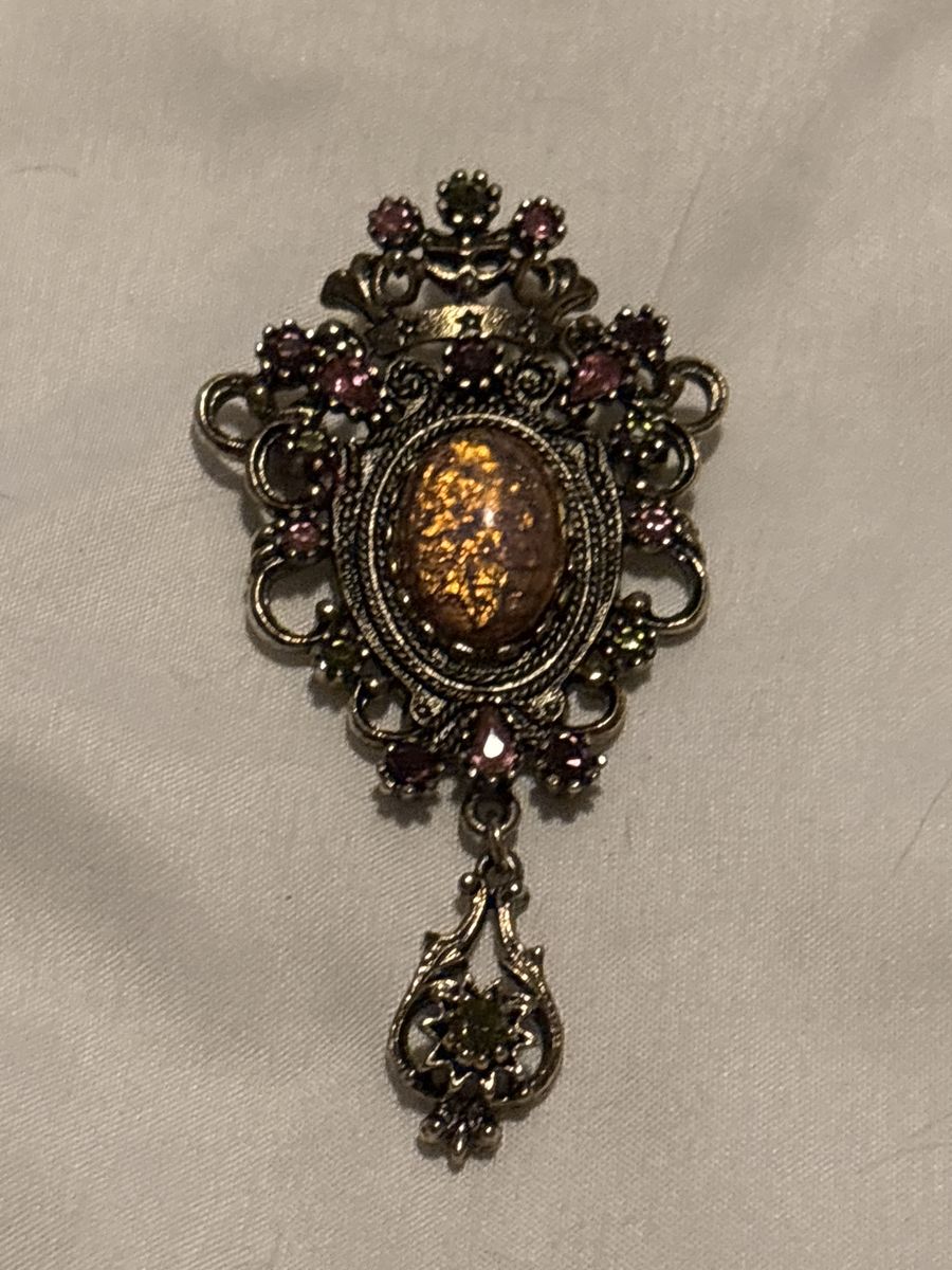 Main image 5