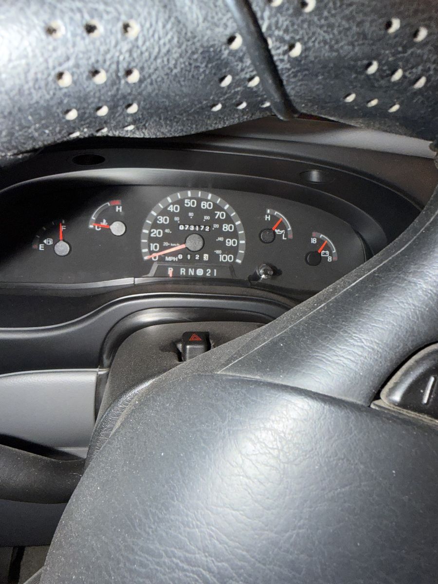 2002 Winnebago Minnie