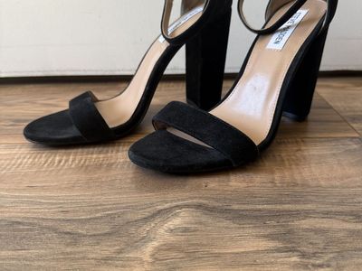 Steve Madden Black Suede Block Heel Ankle Strap Sandals - Women's Size 10 Dress Shoes