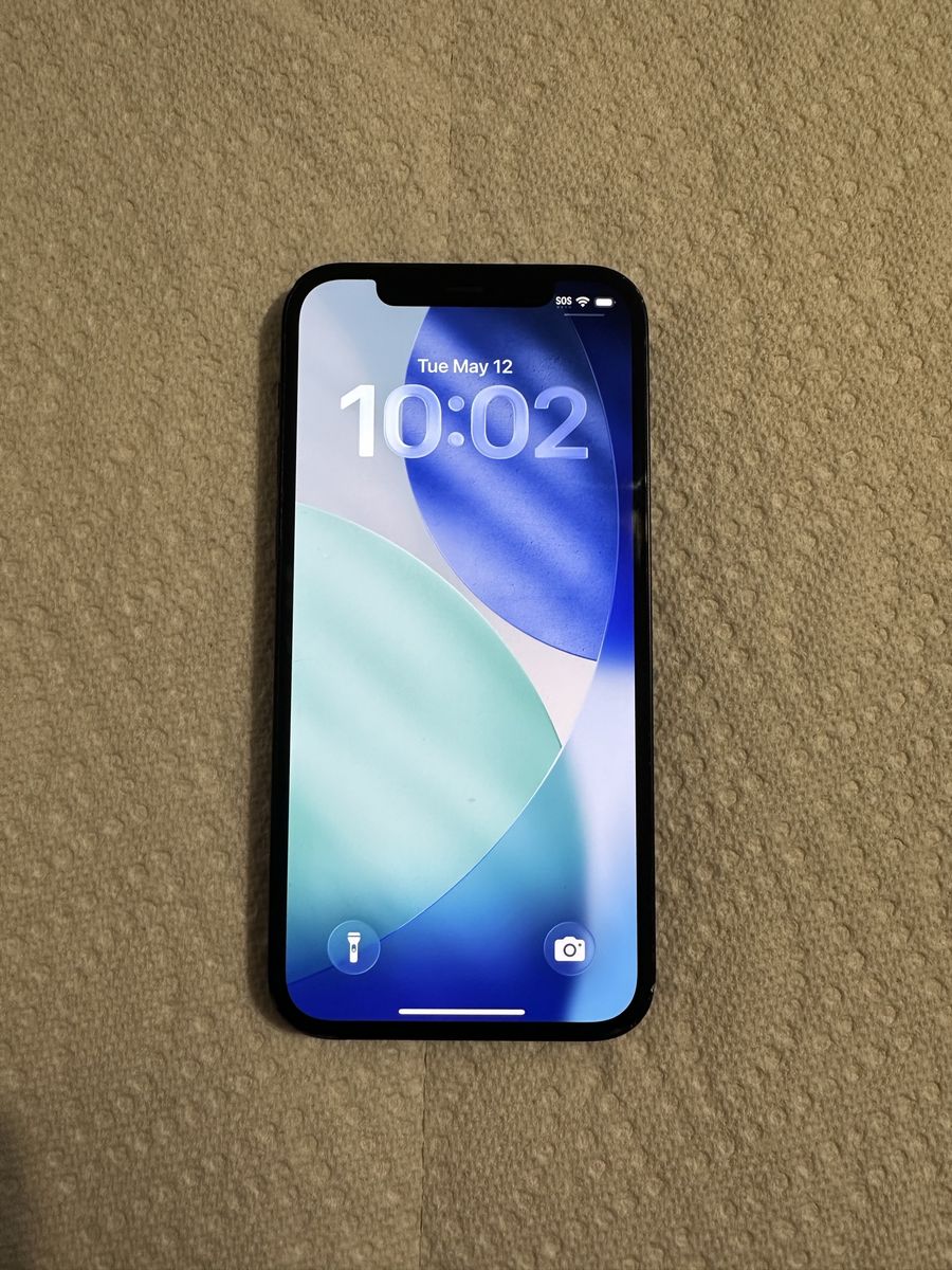 iPhone 12 128GB (Unlocked)