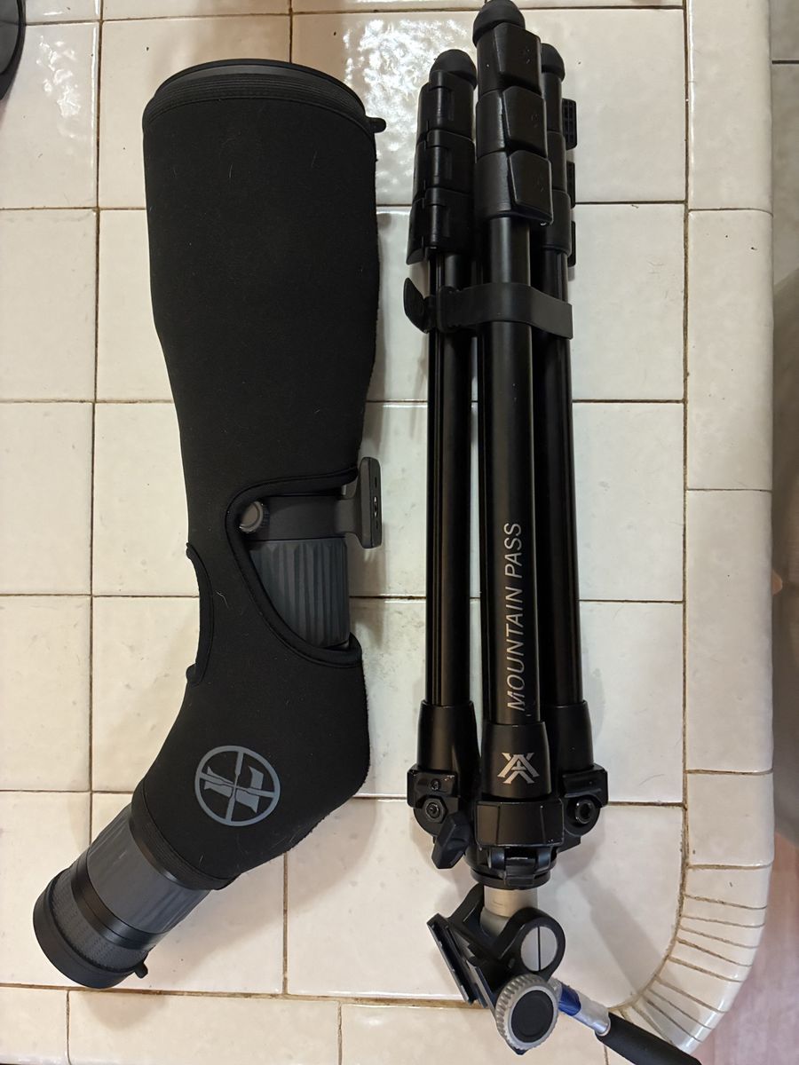 Leopold Alpine SX2 HD 20-60 Spotting Scope with Vortex Mountain Pass tripod