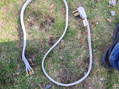 dryer Gray Electrical Cord with 3-Prong Plug and Terminal Lugs - Used