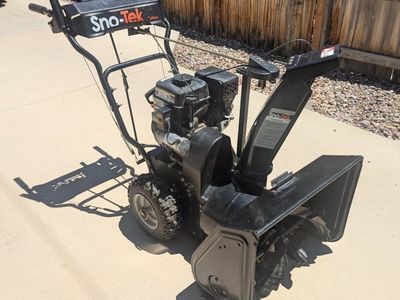 Ariens Sno-Tek 24" Two-Stage Snowblower - Electric Start, Just Serviced, Starts on 1st Pull