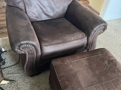 Recliner Chair With Ottoman