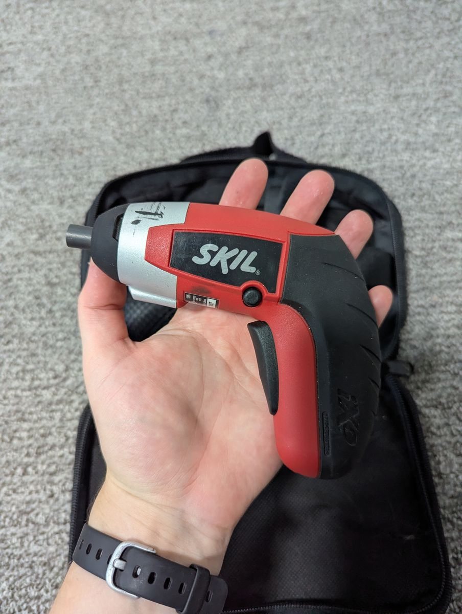 Skil Mini rechargeable drill