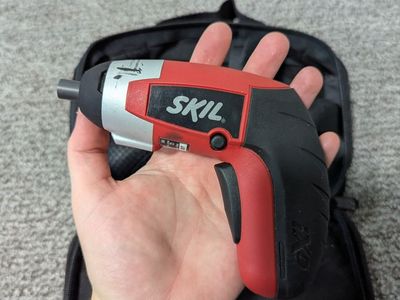 Skil Mini rechargeable drill
