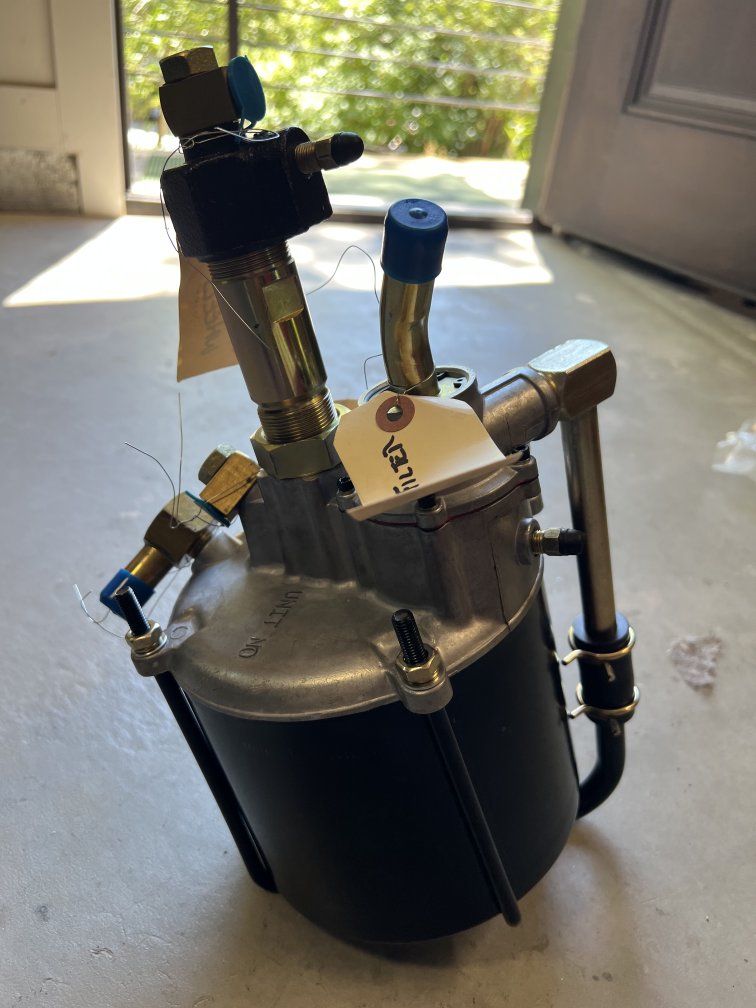 Main image 3