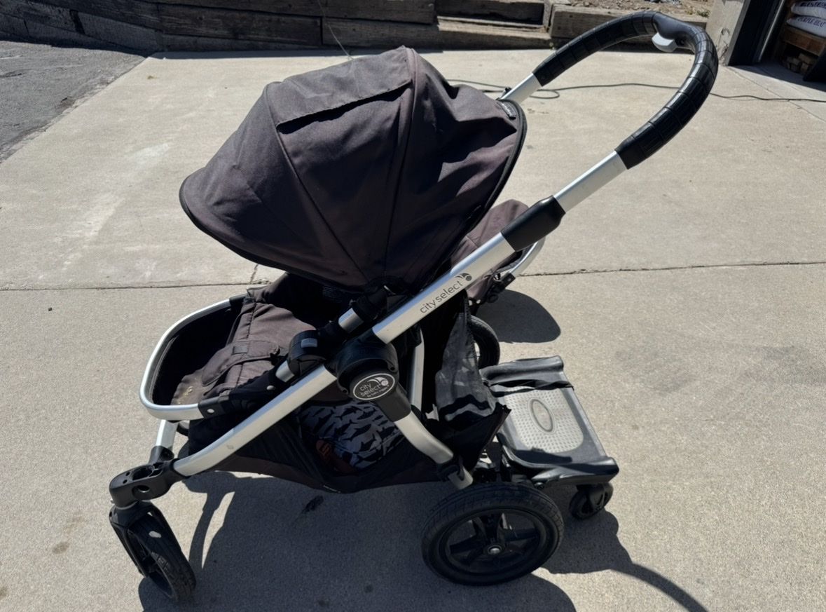 City Select Stroller with Glider Board - Black/Silver, Fits 3 kids! 