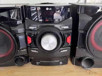 LG CM4550 High Power Mini Shelf System - Hi-Fi Audio with Bluetooth, CD, and USB Playback