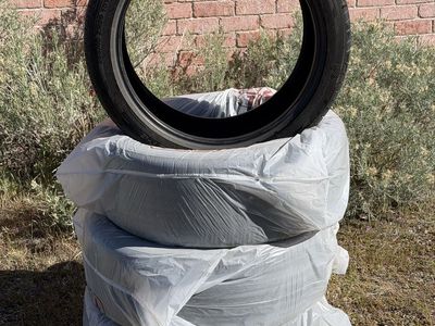 Tesla Model Y 20" Tires