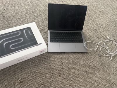 Apple MacBook Pro 14” M3 8GB/512 GB space grey