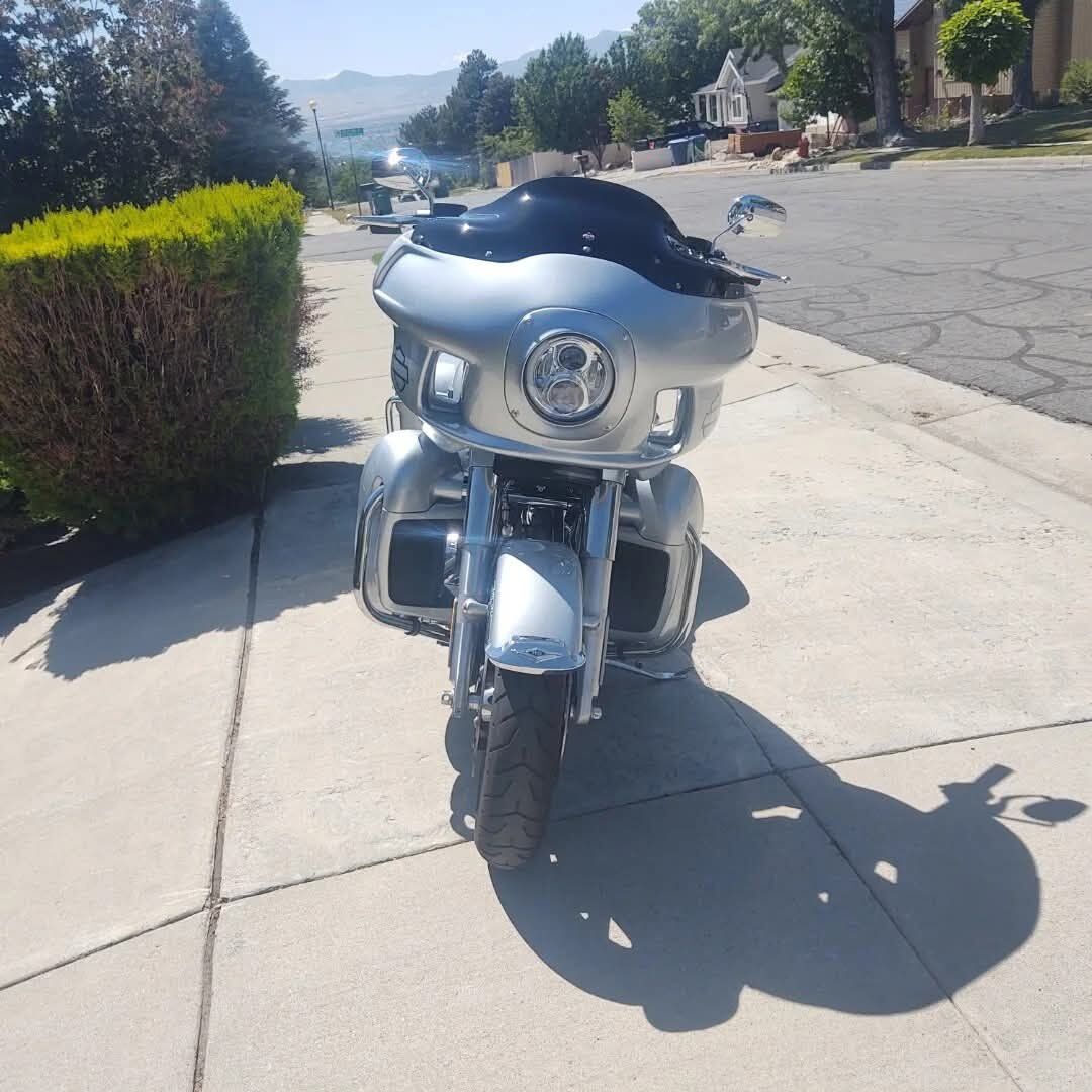 2019 Harley Davidson Road King Custom