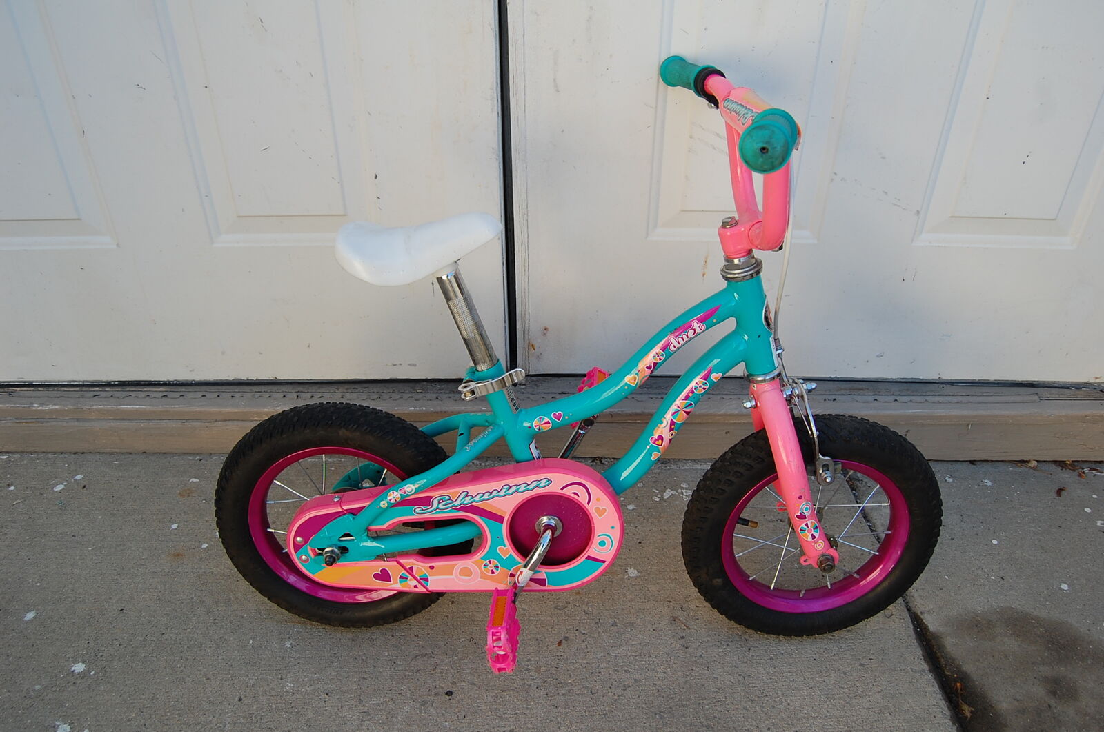 Schwinn Duet 12" wheels