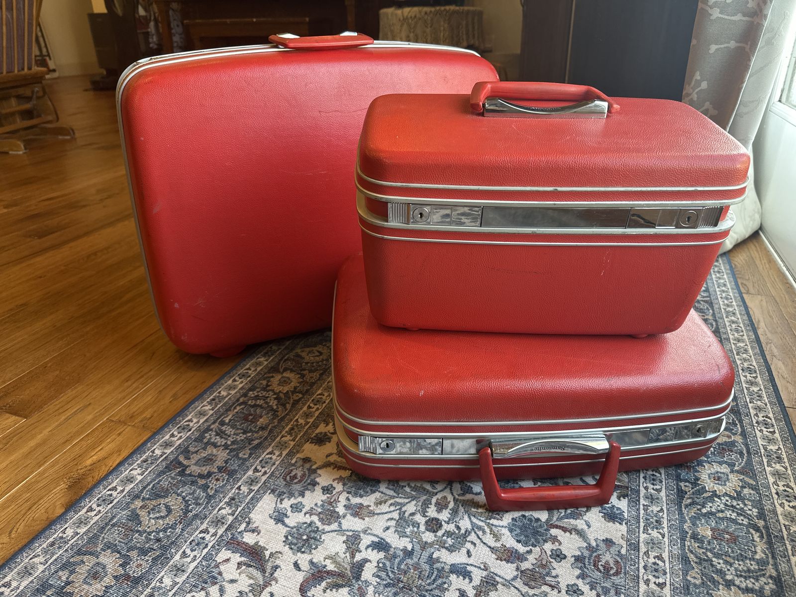 Vintage 1960s Red Samsonite Silhouette Luggage Set (3-Piece) – Pristine Interiors!