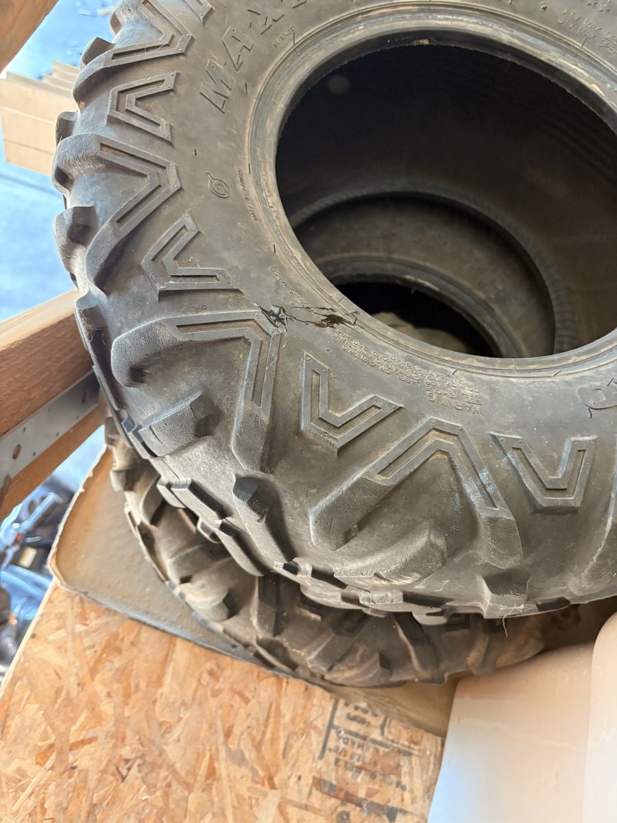 Maxxis Bighorn 2.0 ATV/UTV Tire - A125X10R22, Aggressive Tread, Tubeless