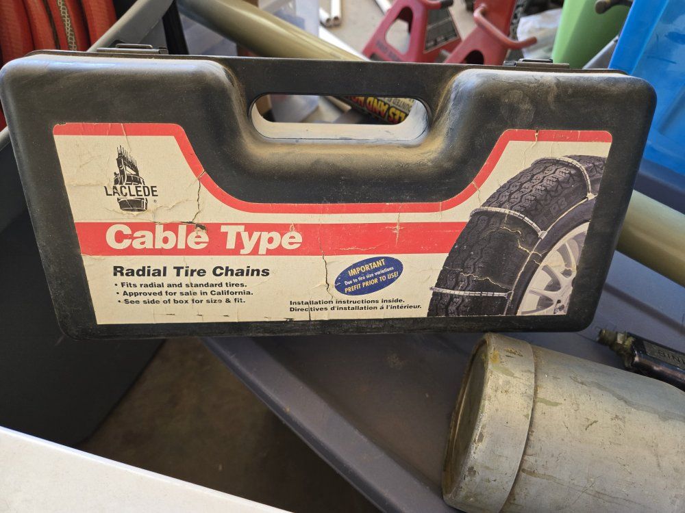Radial tire chains new, 1 pr. Fits 215R-14, P215/70R-14.