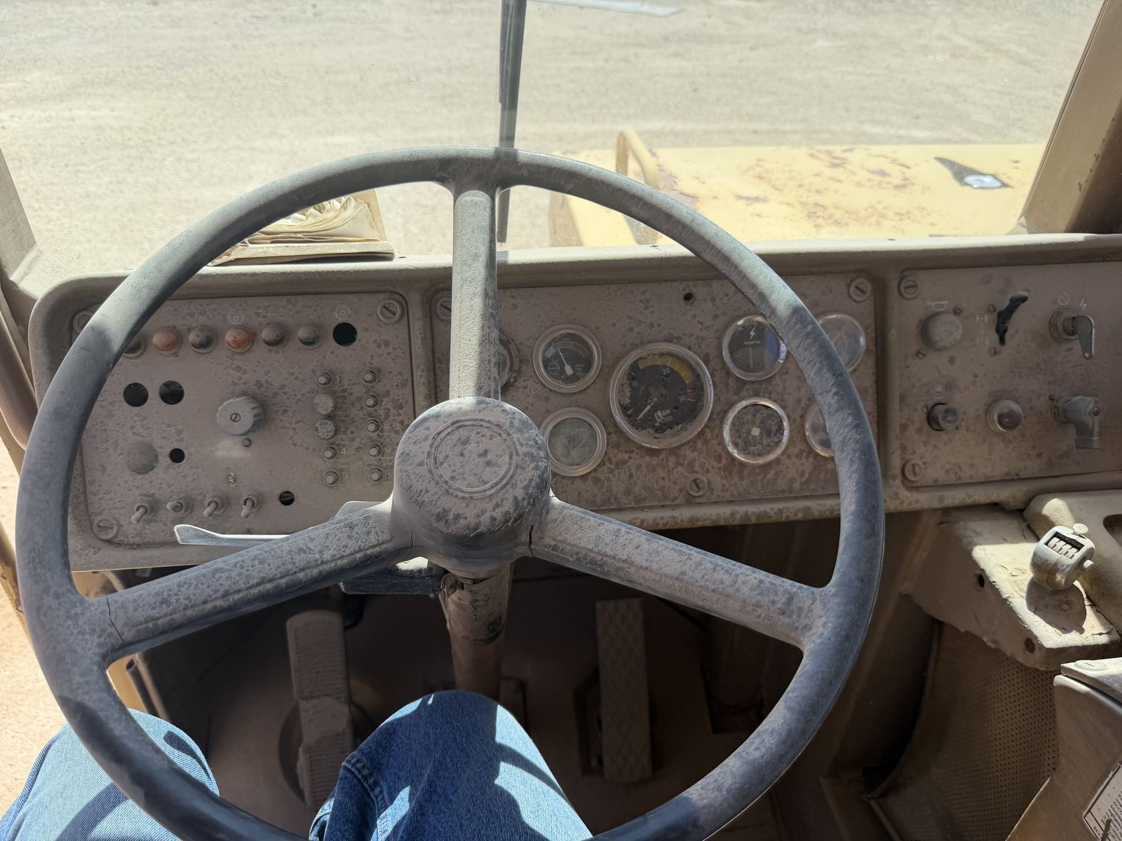 Main image 11
