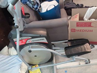 FREE FCFS Elliptical in good condition.