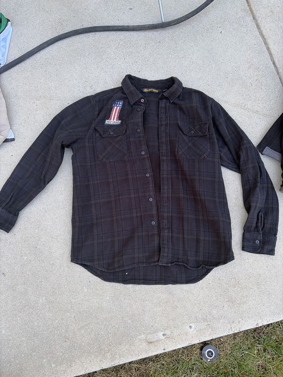 Super cool Harley-Davidson Men's XL Plaid Flannel