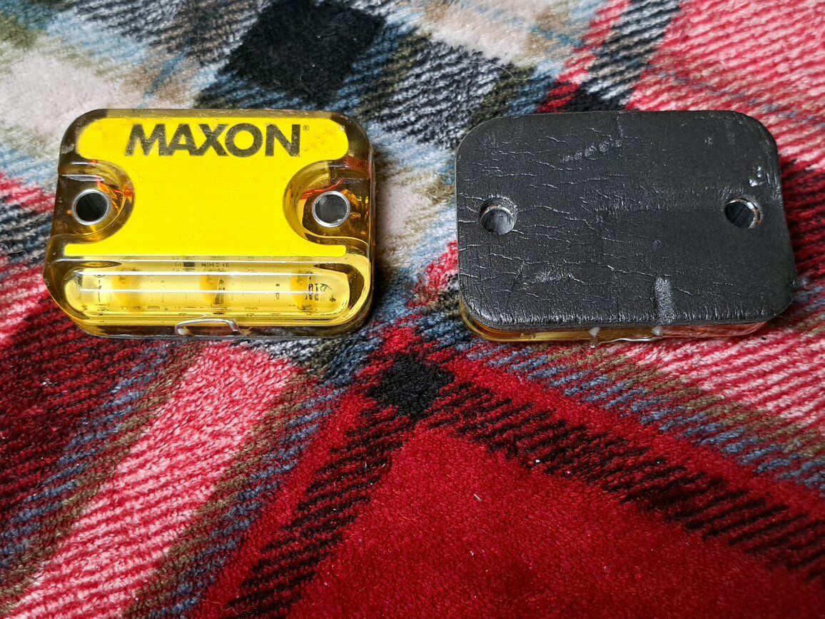 Maxon flashing safety light,