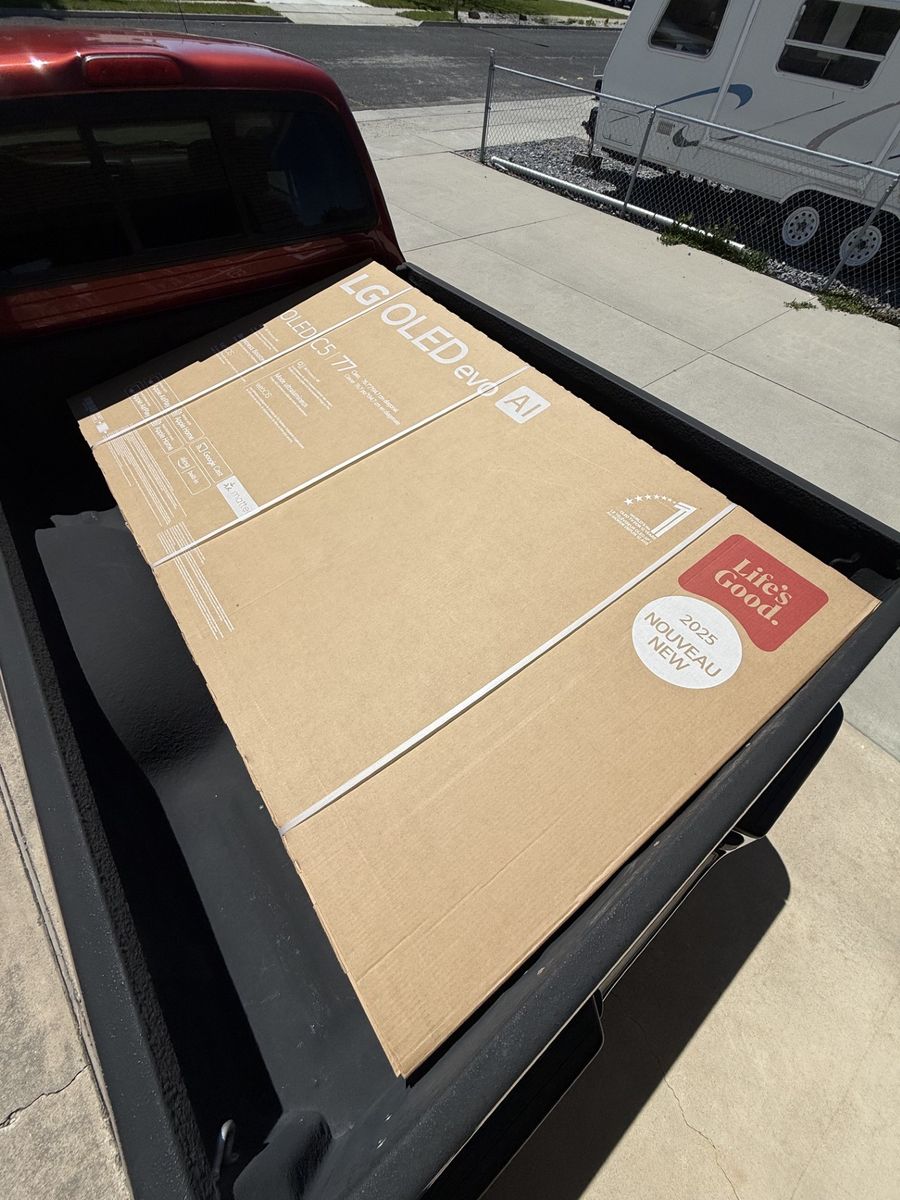 NEW - LG C5 77” OLED TV - Free Delivery!