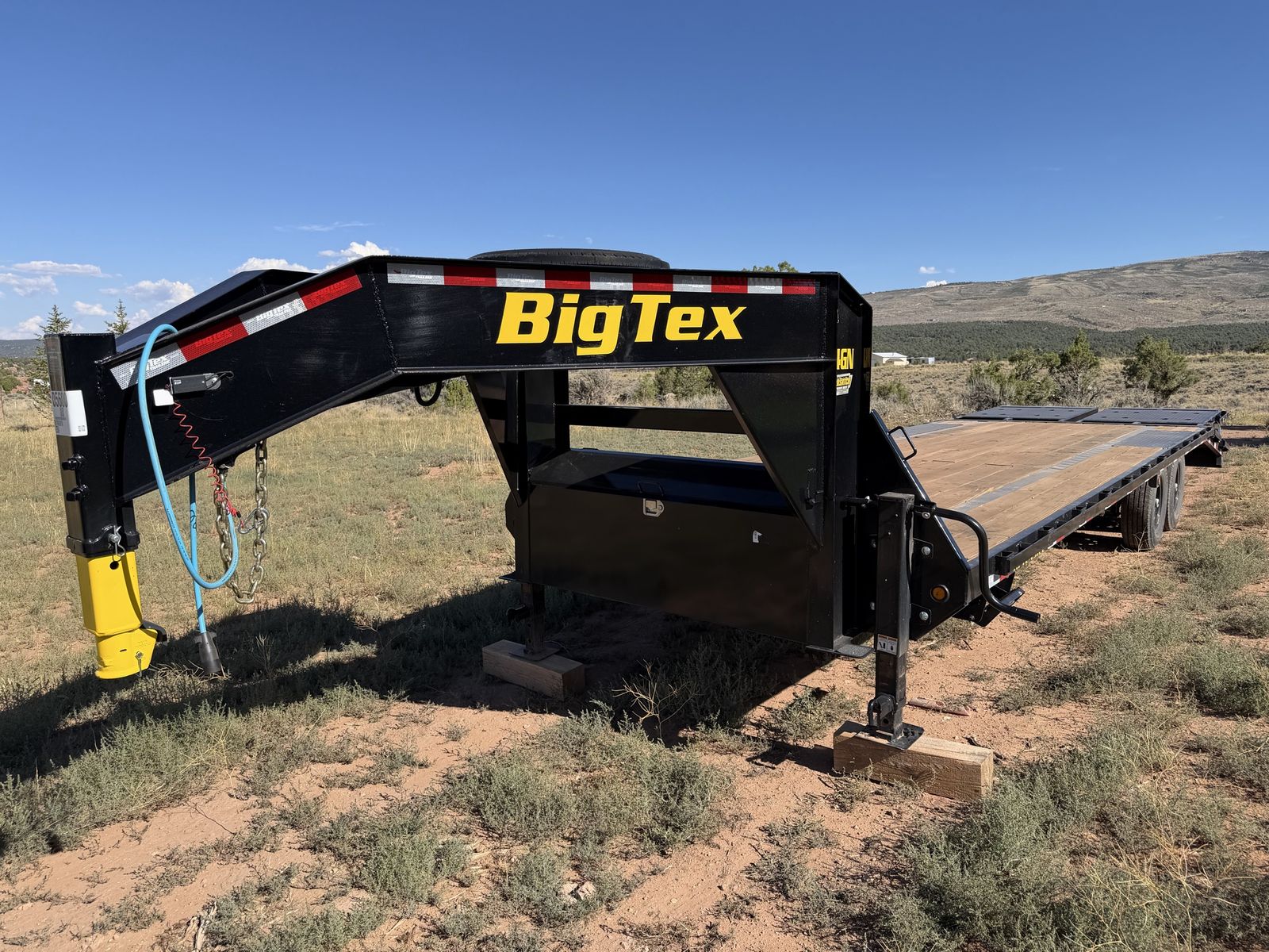 2025 Big Tex 14GN Gooseneck Flatbed Trailer - Heavy Duty, Used Excellent Condition