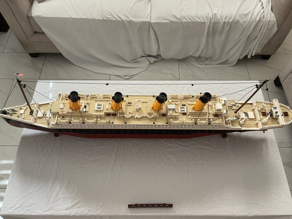 Main image 2