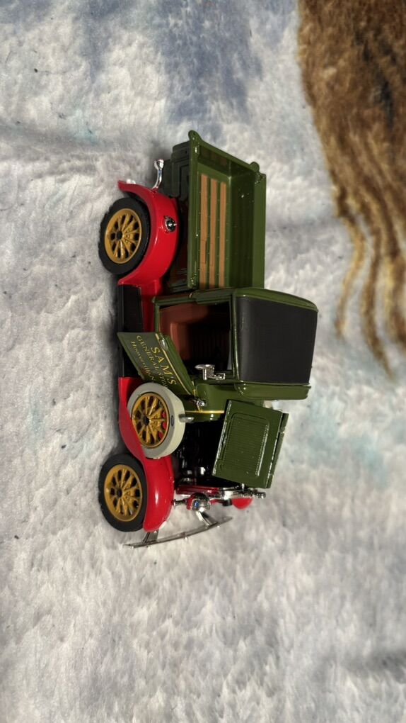 1931 Ford Model A Pickup 1:32 Scale New