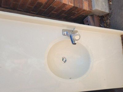 Cultured Marble Vanity top and faucet