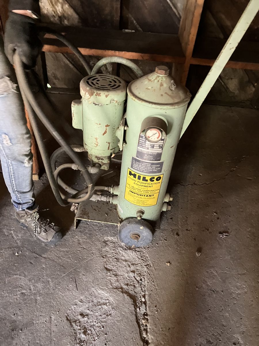 Fluid purification equipment