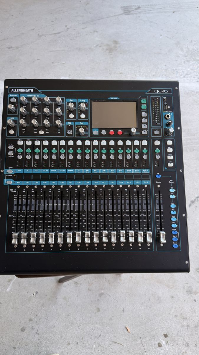 ALLEN&HEATH Qu16 Digital Mixer