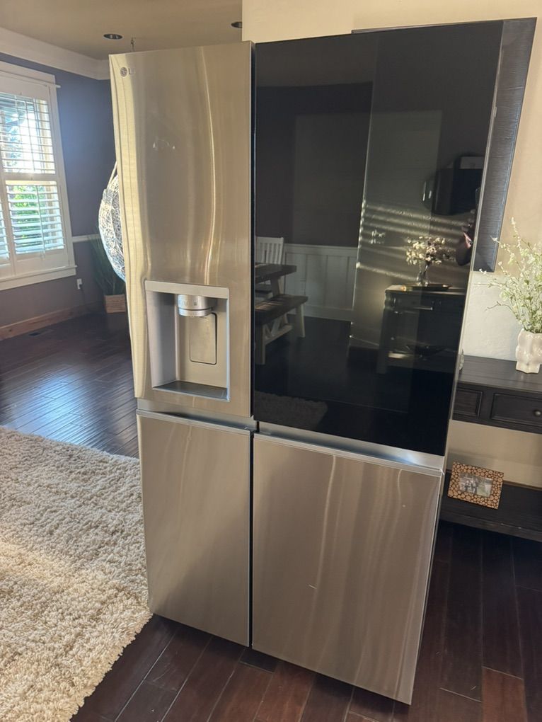LG Side By Side Refrgerator