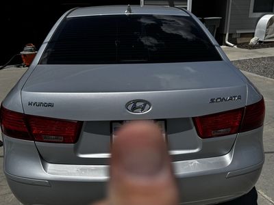 2010 Hyundai Sonata GLS -Rare 5 speed manual transmission and 2.4l 4 cyl. RUNS