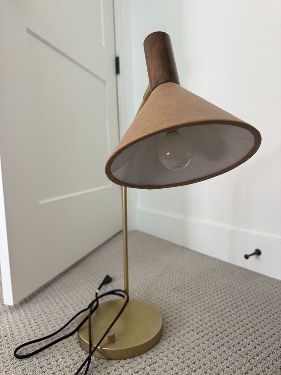 Main image 2
