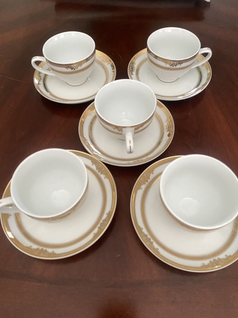 GNA Fine Porcelain Demitasse/Espresso cups/saucers