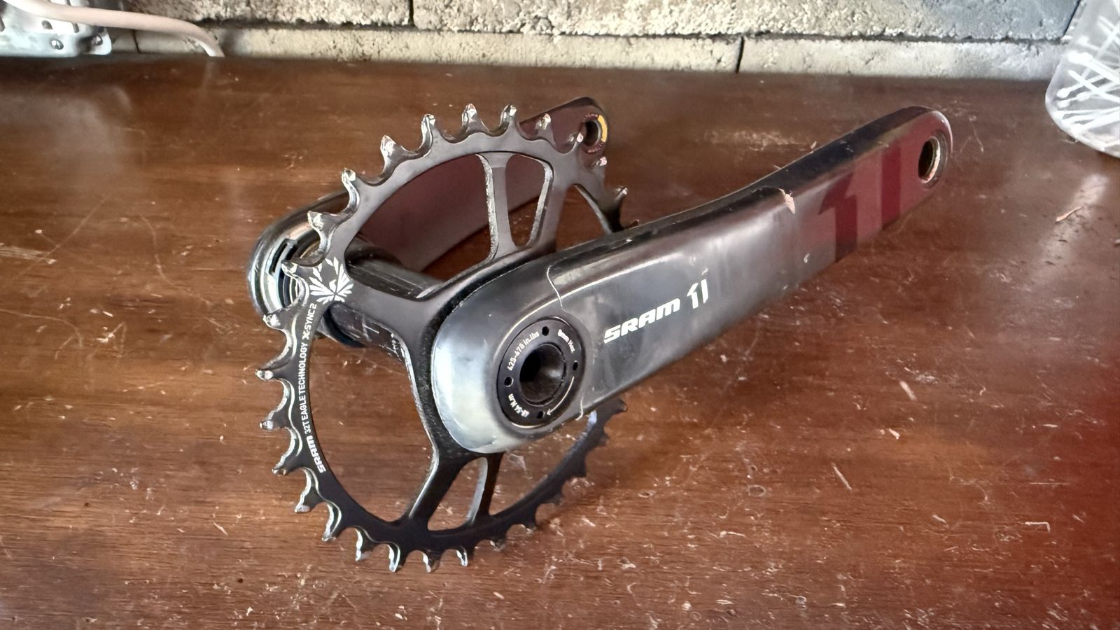 SRAM X1 Carbon Eagle Crank Set 175mm w/SRAM 32T Eagle X-Sync 2