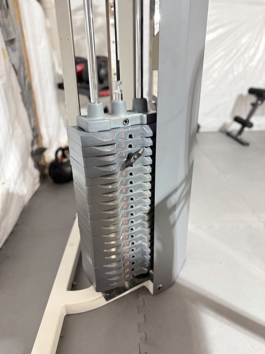 Main image 10