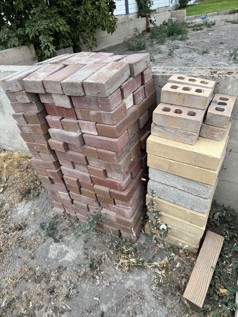 200 sorted bricks