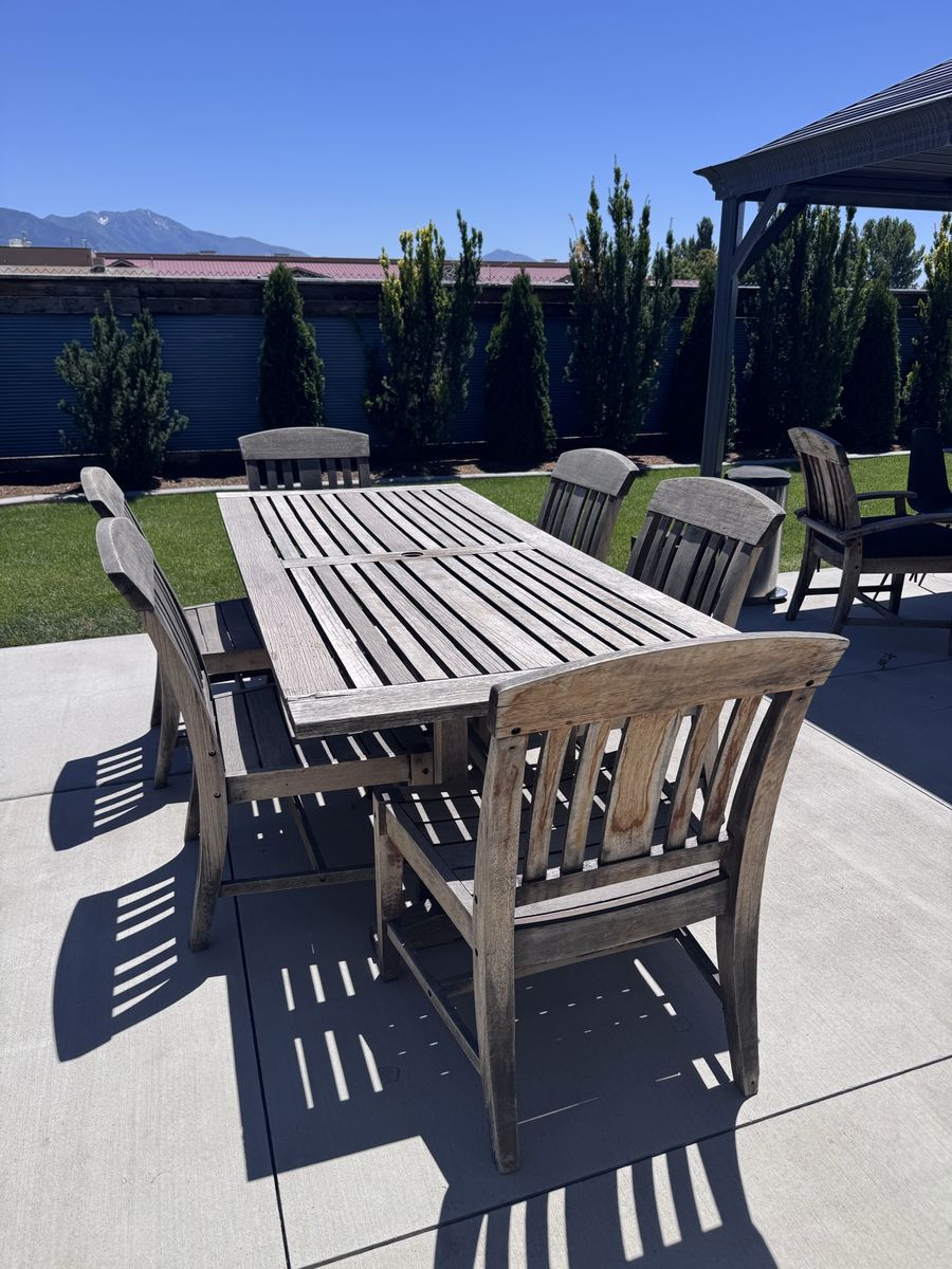 Vintage Restoration Hardware Teak Patio Set