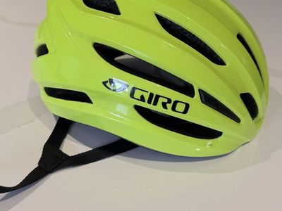 Bicycle helmet