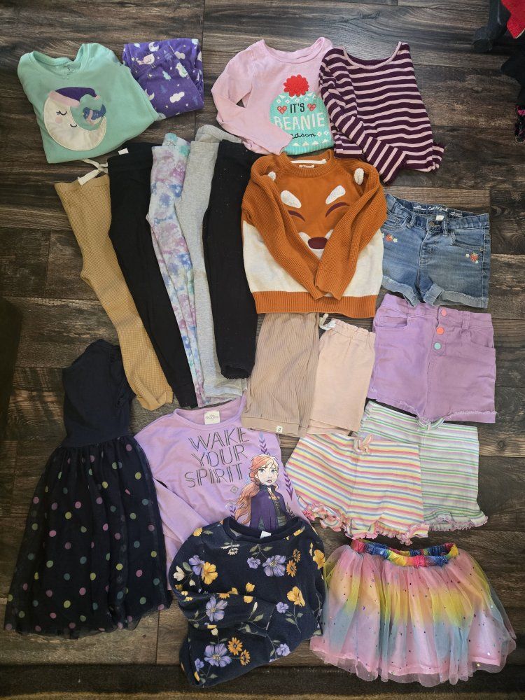 Girls Clothing Lot size 4T