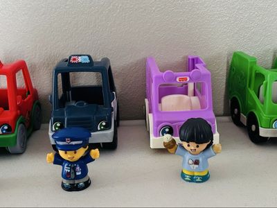 Little People set of 4 community helpers